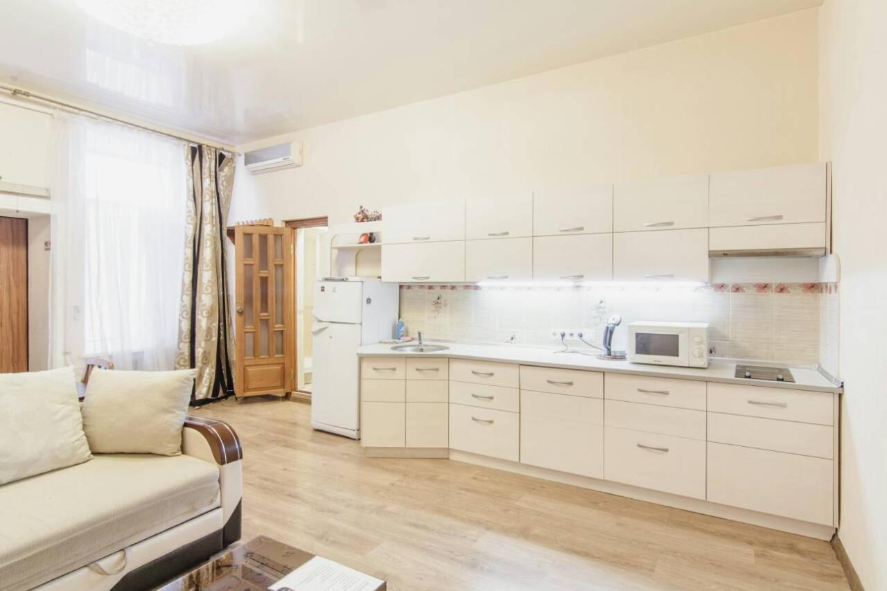 Deribas Apartments Odessa Ngoại thất bức ảnh