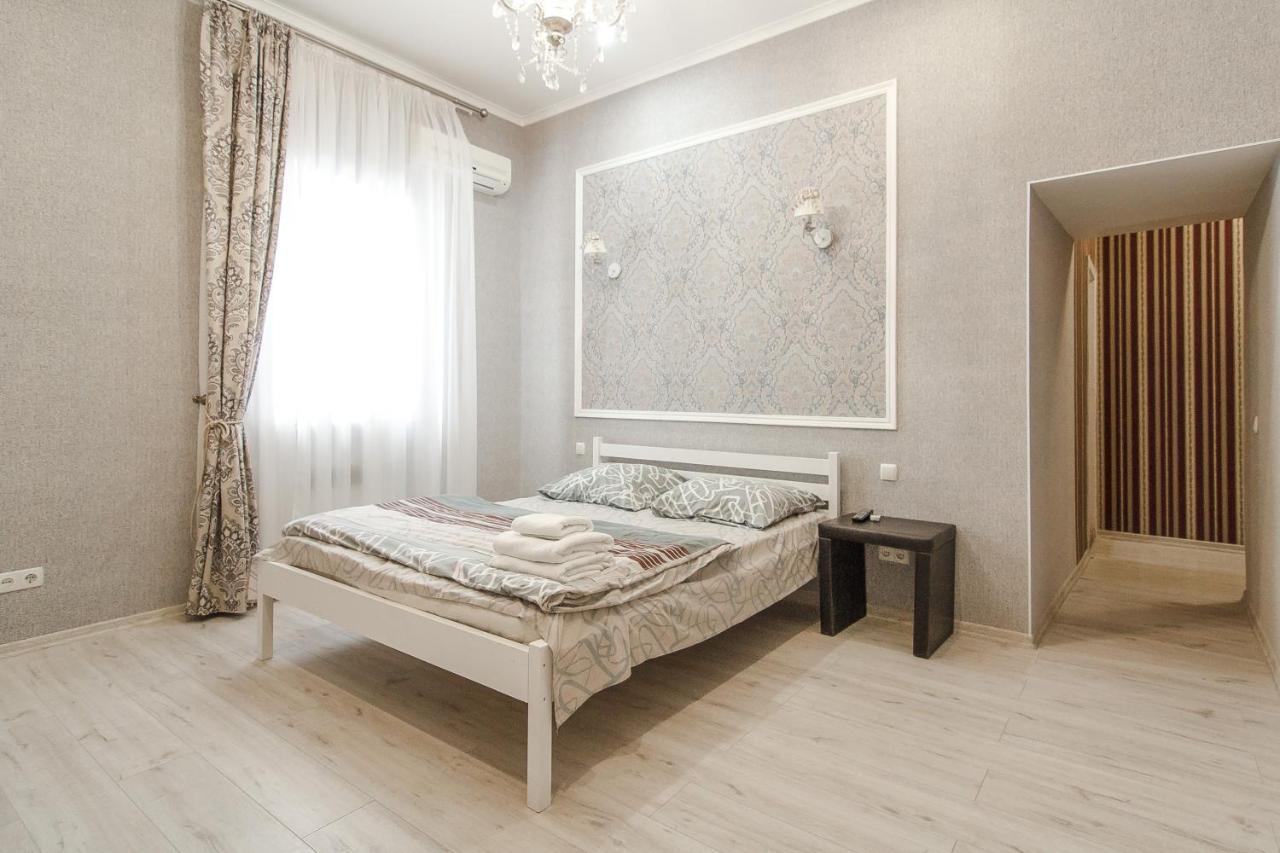 Deribas Apartments Odessa Ngoại thất bức ảnh
