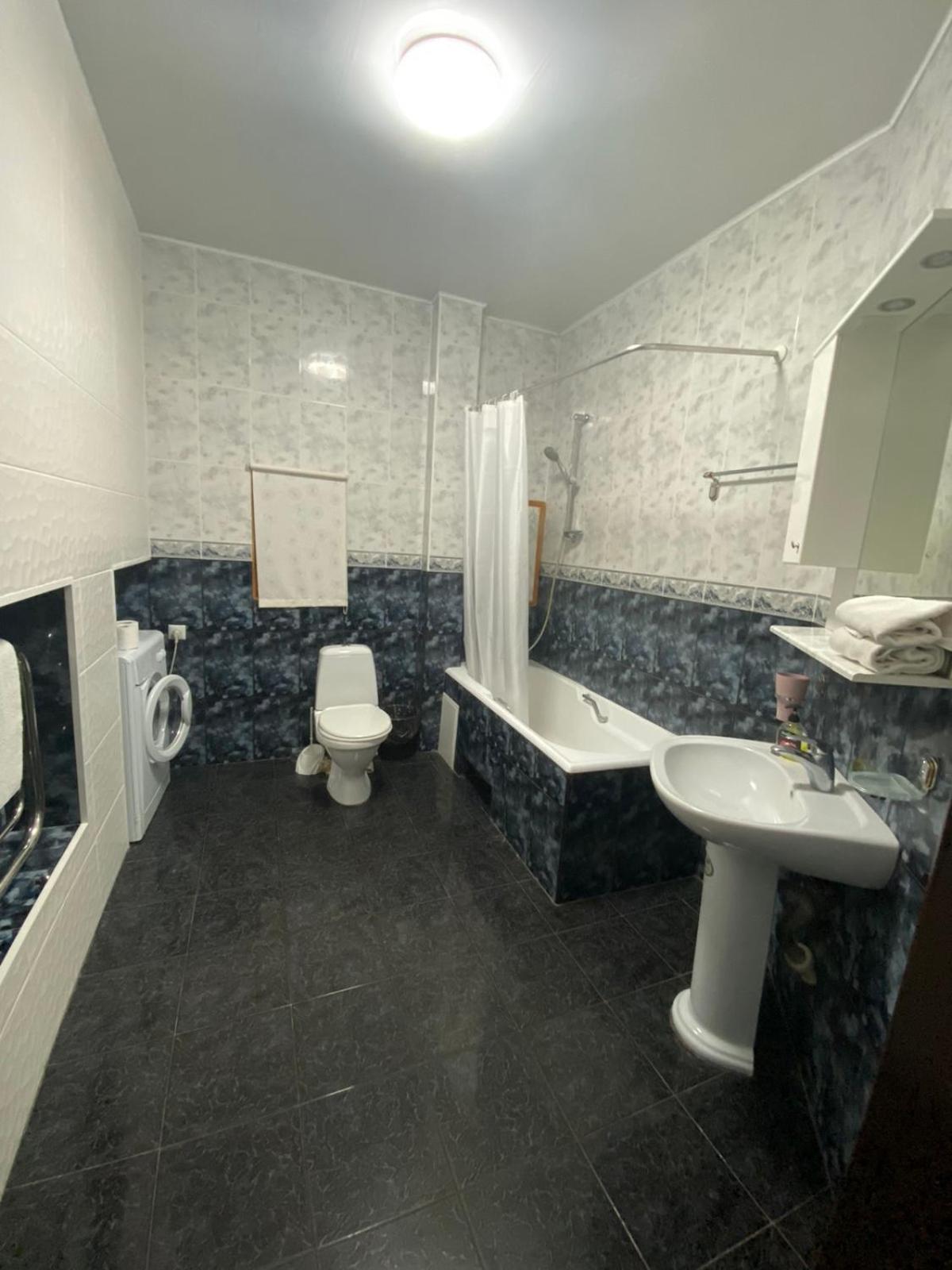 Deribas Apartments Odessa Ngoại thất bức ảnh